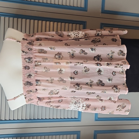Love J Blush Pink Floral Cold Shoulder Sheer Blouse - Picture 10 of 13